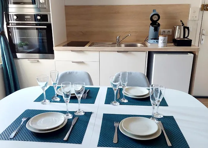 Escale A Bords De Marne Appt 2/4 Pers * 에페르네이